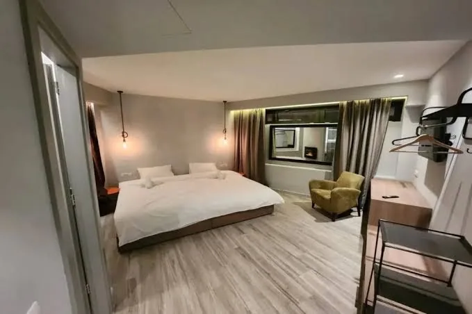 Urban Core Residence