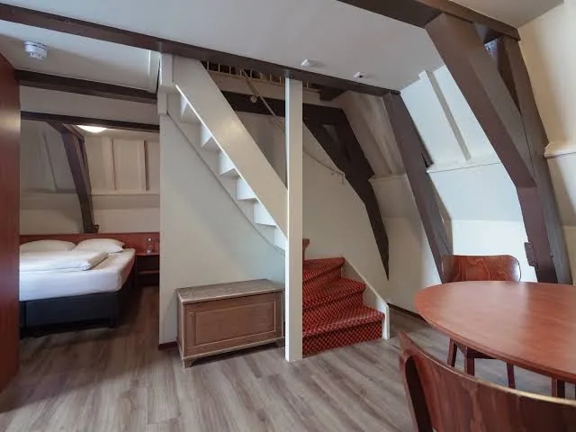 A-Train Hotel