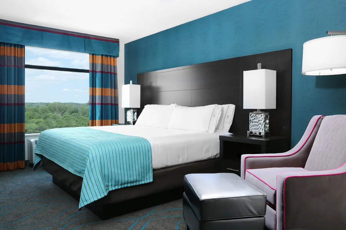 Holiday Inn Express Moline - Quad Cities by IHG