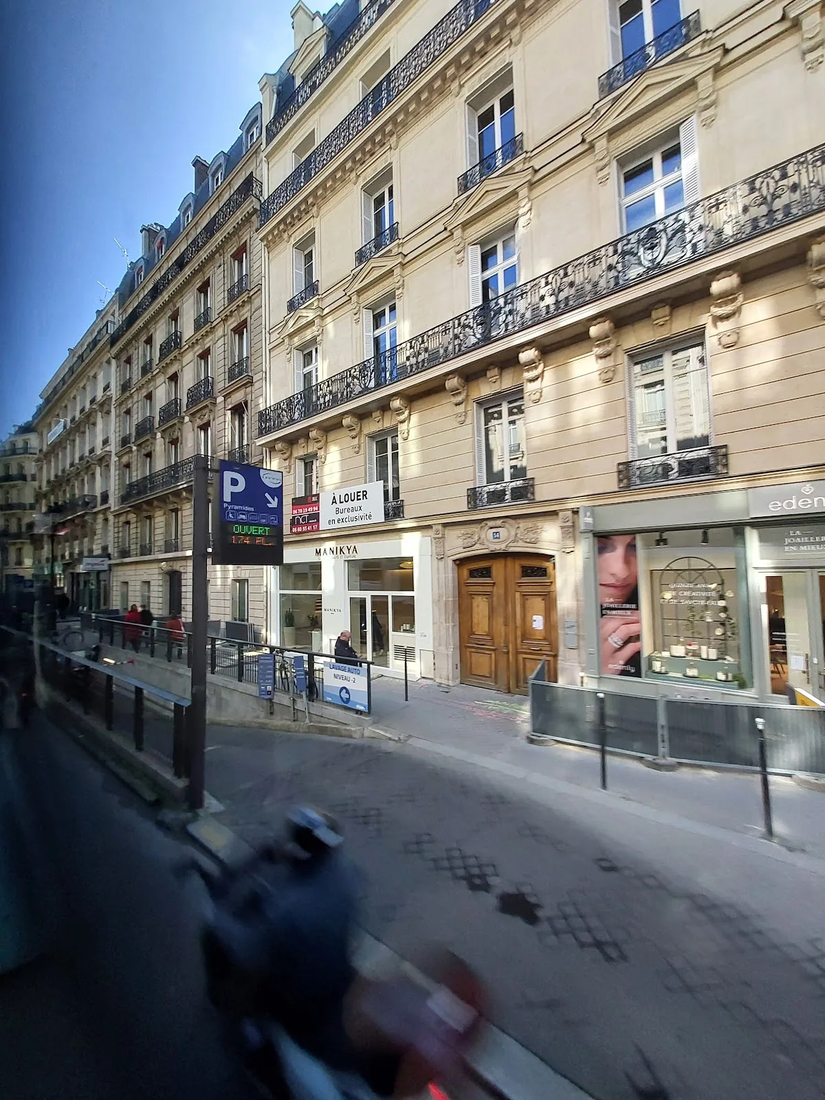 L'Hôtel | A Curious Group of Hotels