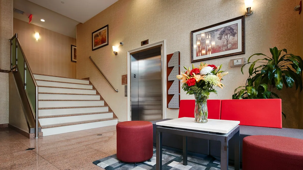 Arena Hotel