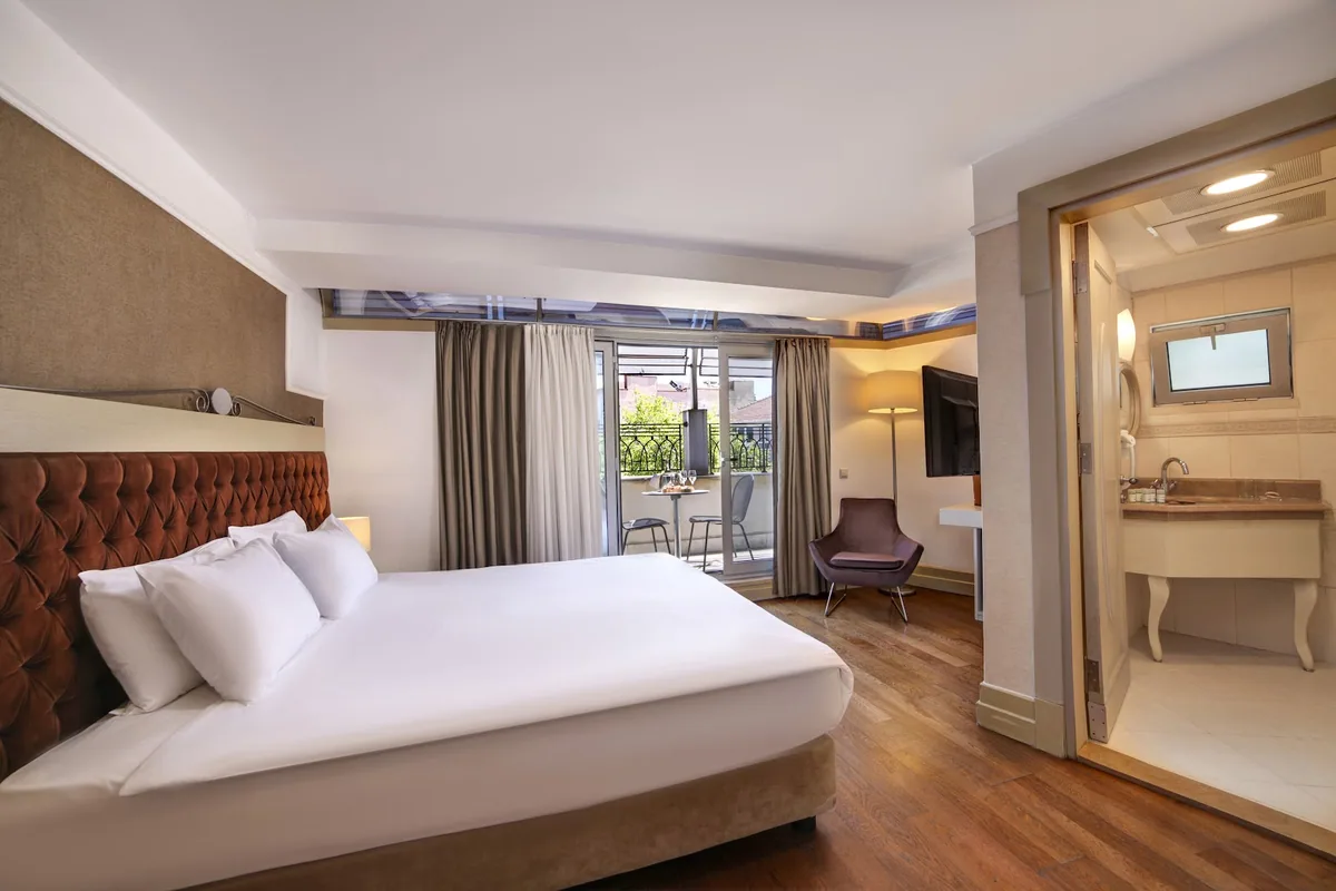 Faros Hotel Old City