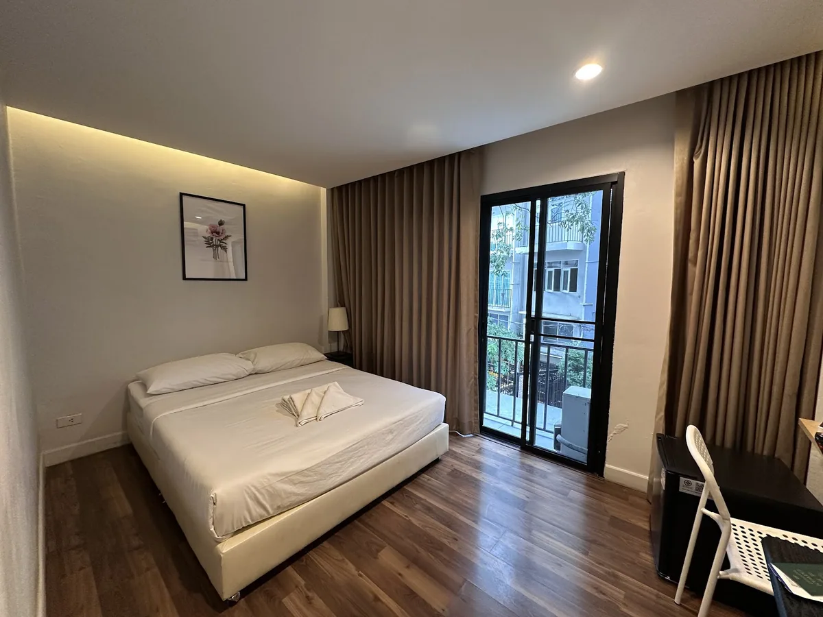 Metro Hotel