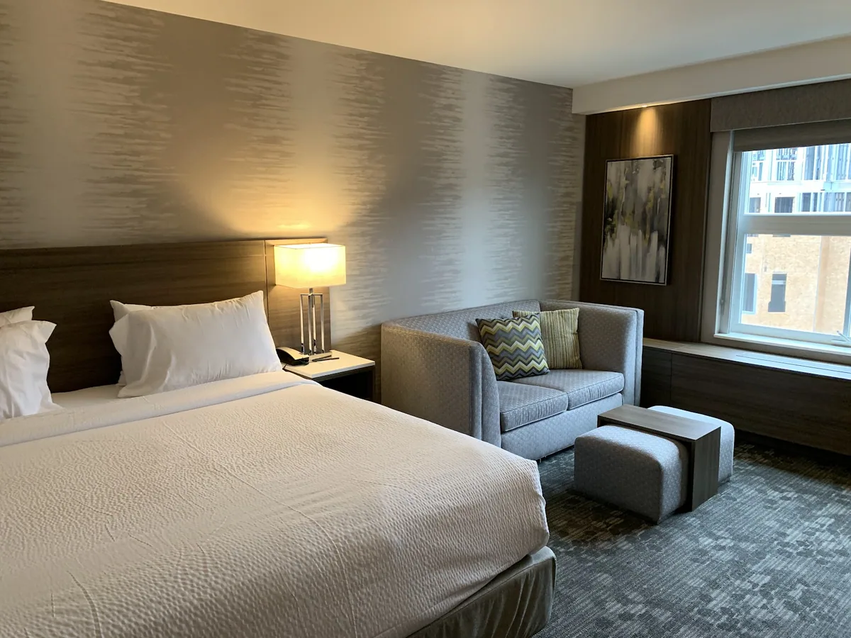 Courtyard by Marriott Edgewater NYC Area