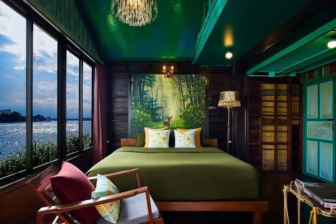 Loy La Long Hotel