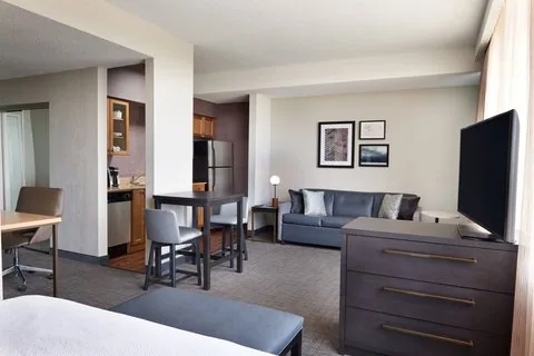 Residence Inn by Marriott London Downtown